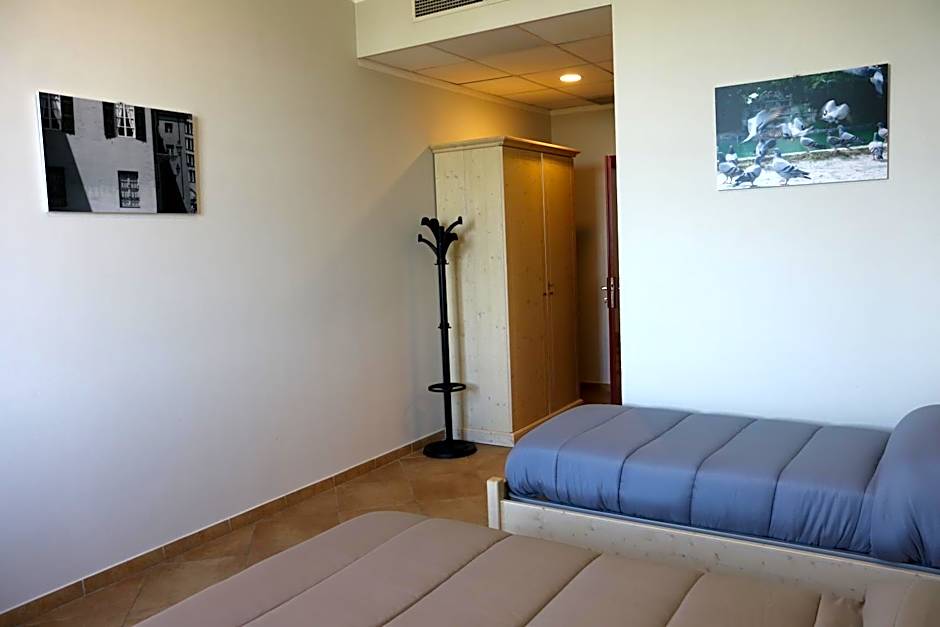 Student's Hostel Parma