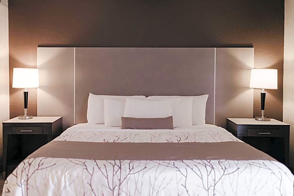 Eastland Suites Hotel & Conference Ctr, Trademark by Wyndham