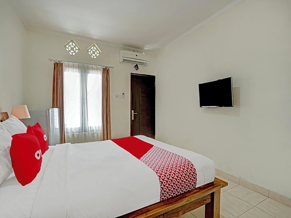OYO 3904 Kiki Residence Bali