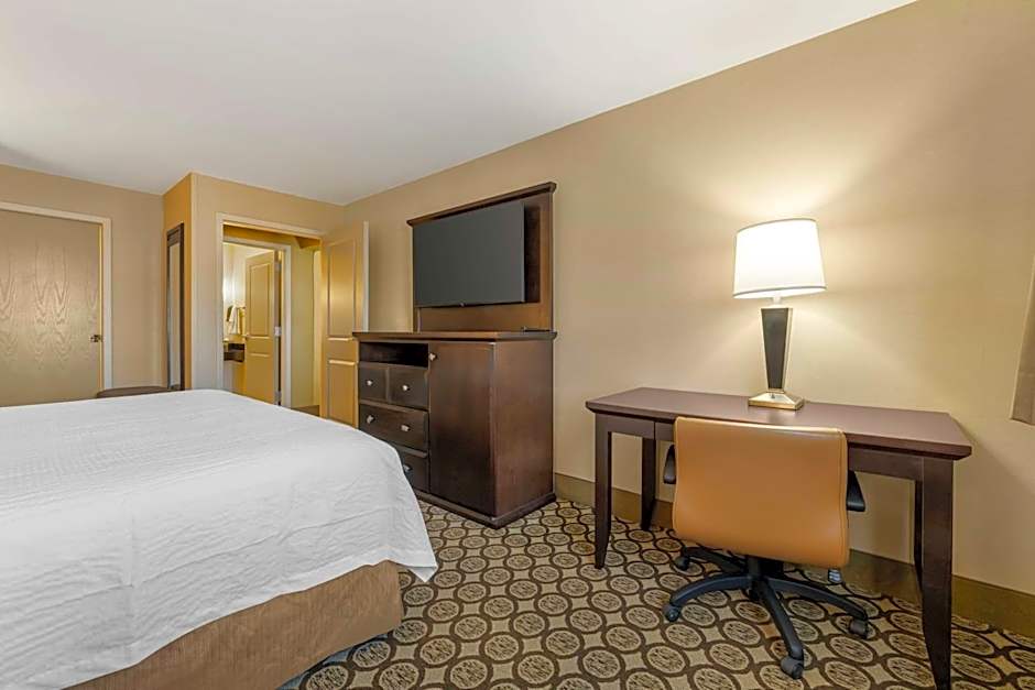Best Western Plus Inntowner Madison
