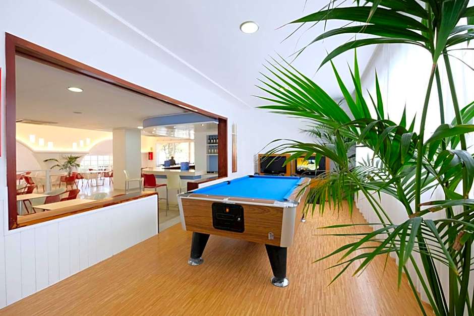 azuLine Hotel Bergantin