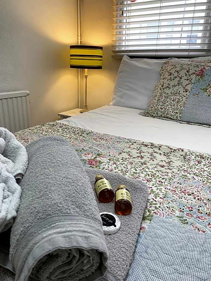 Relax Inn Guest House