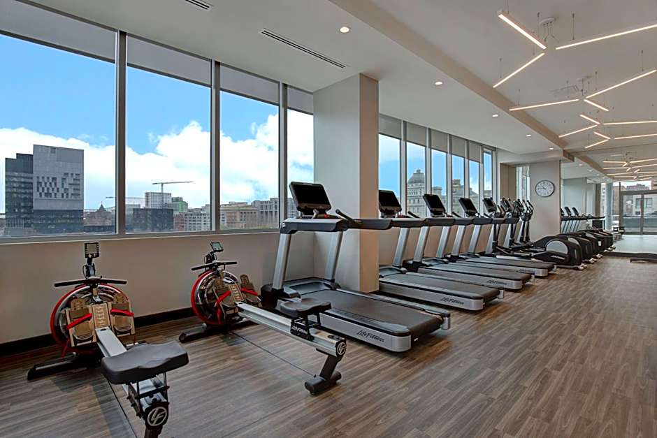 Homewood Suites By Hilton Montreal Downtown