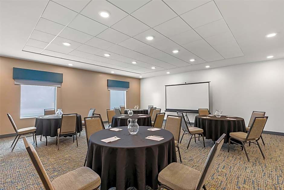 Hampton Inn By Hilton & Suites Fond du Lac