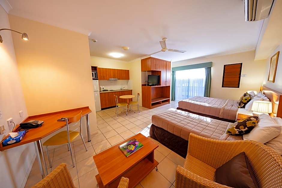 Cairns Queens Court