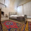 View Cave Hotel