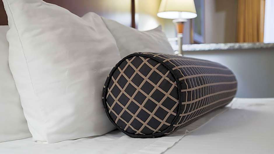 Best Western Angleton Inn