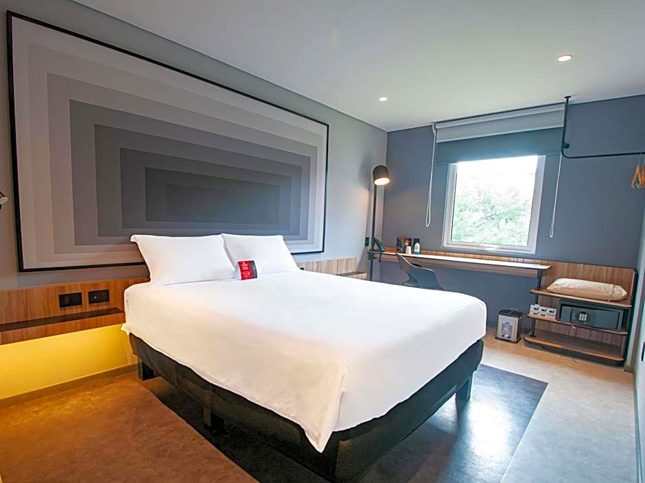 Ibis Monterrey Aeropuerto