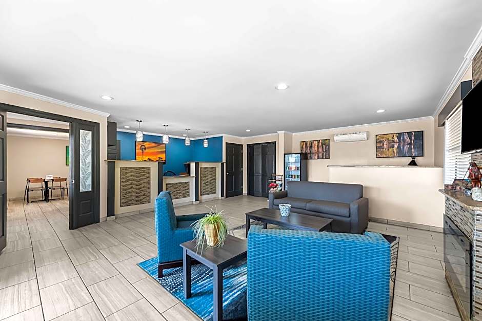 Best Western Delhi Inn