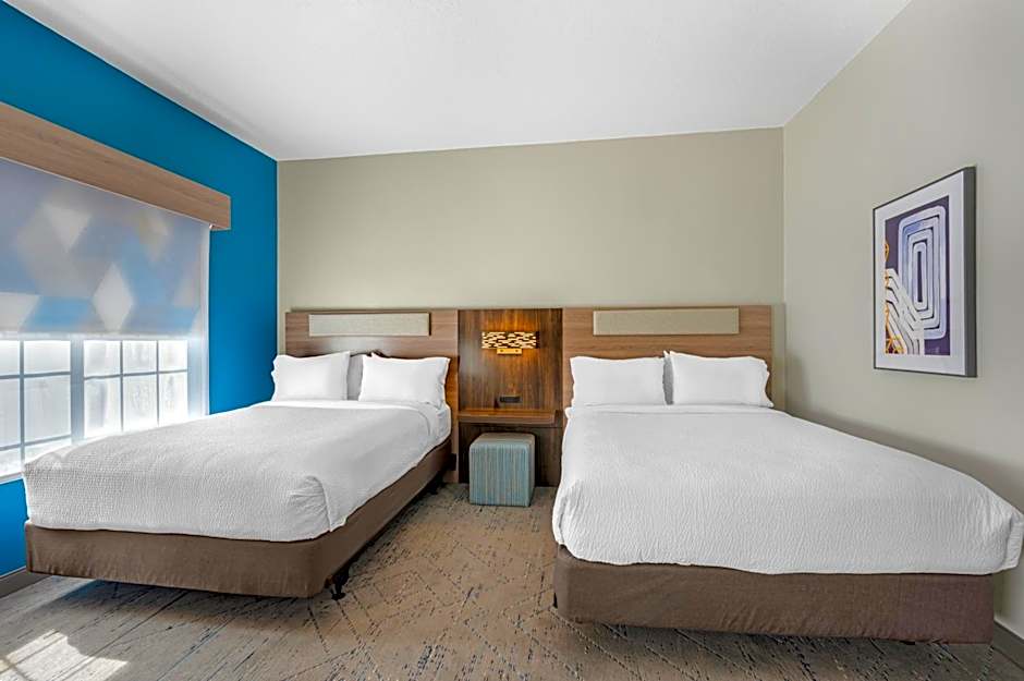 Holiday Inn Express & Suites Indianapolis - East by IHG