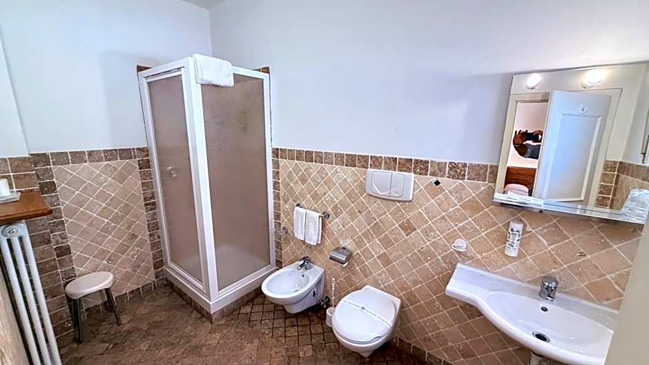 Hotel Regina Delle Dolomiti
