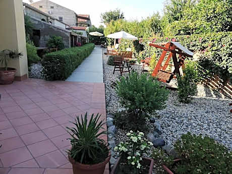 Classic Quadruple Room