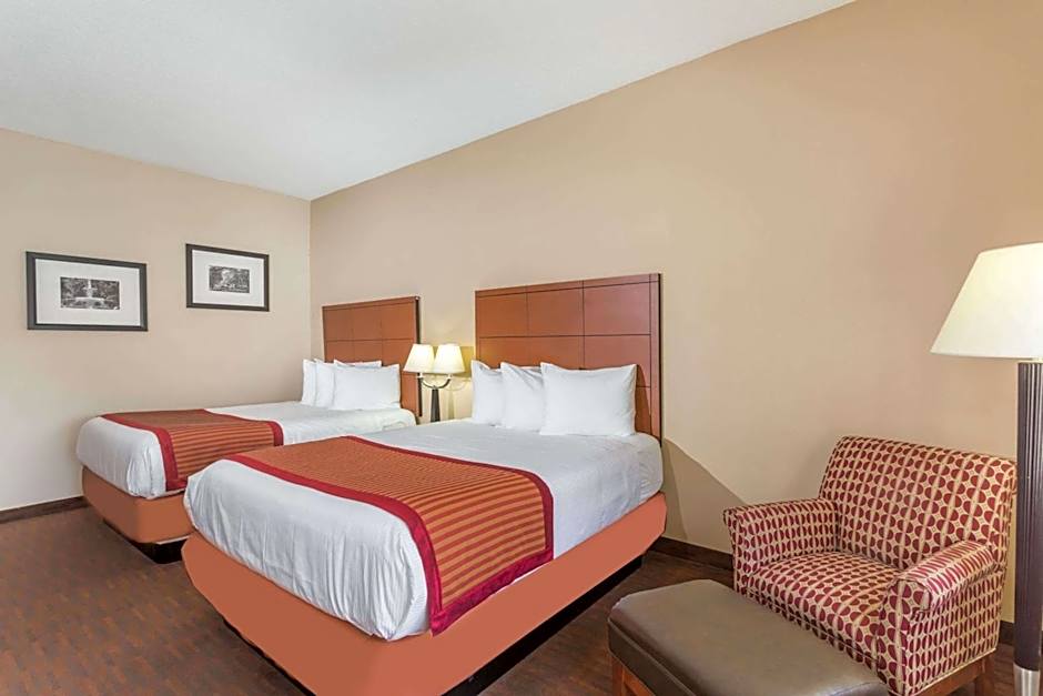 Baymont by Wyndham Savannah/Garden City