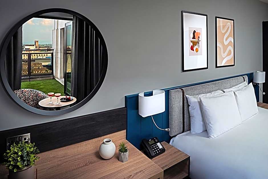 George Limerick Hotel