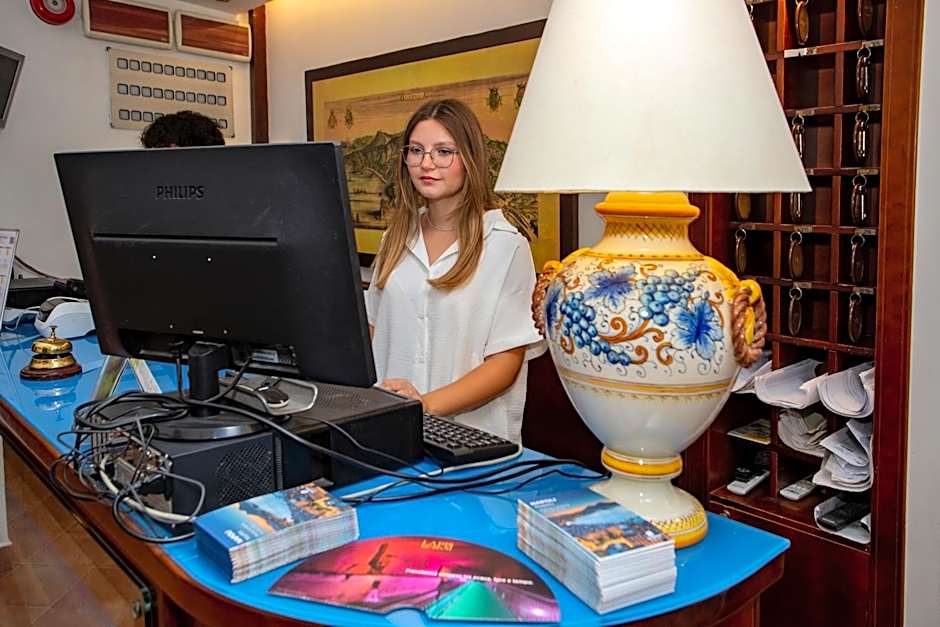 Hotel Neapolis