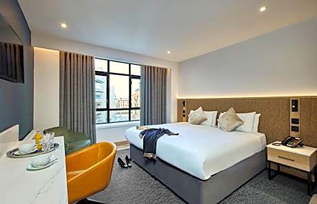 Handel's Hotel
