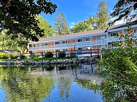 Woodwards White Mountain Resort BW Signature Collection