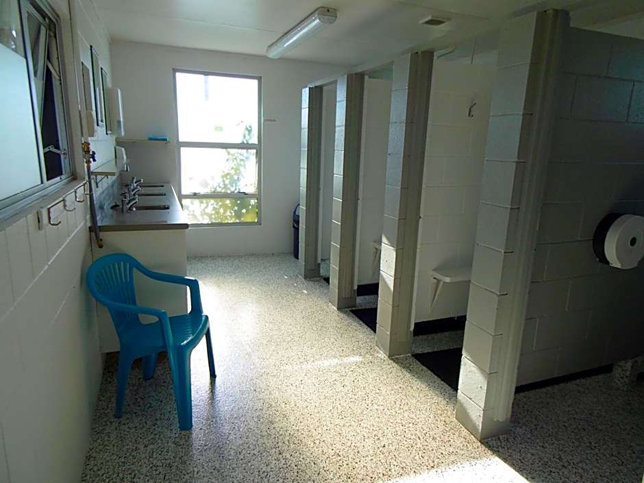 Glenavys Waitaki River Motor Camp