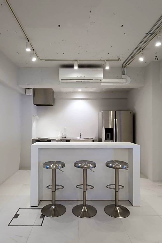 TSUKIMI HOTEL