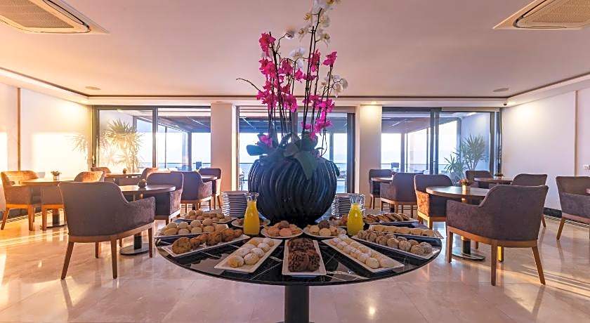 The Nowness Luxury Hotel & Spa