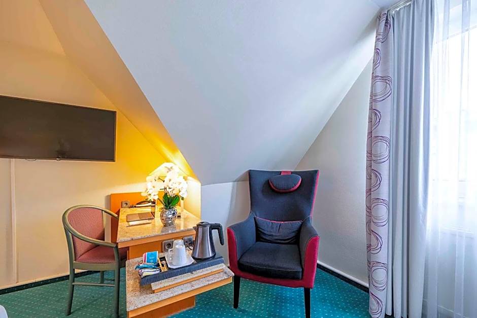 PLAZA Hotel Blankenburg Ditzingen, Sure Hotel Collection