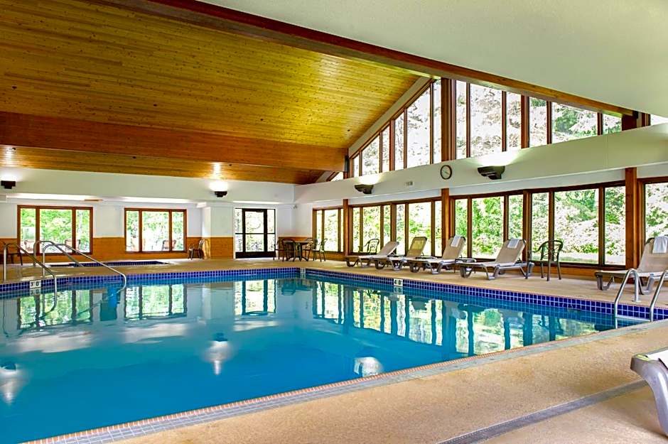 Holiday Inn Express & Suites Hayward By IHG