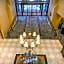 Clarion Collection Arlington Court Suites Hotel