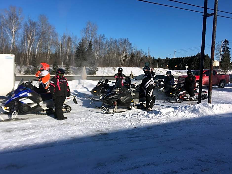 Village Inn & Suites - Sudbury