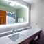 Holiday Inn Express Hotel and Suites Jenks By IHG
