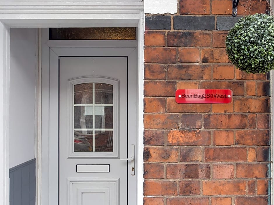 TownHouse @ West Avenue Crewe