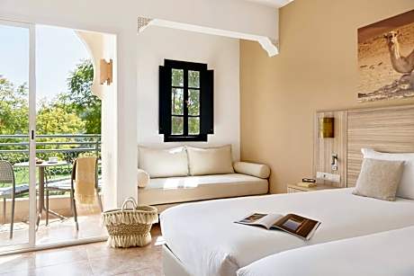 Double Garden Access