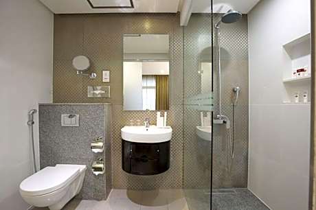 Deluxe King Room Non Smoking