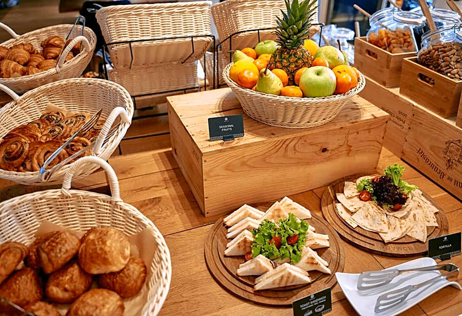 Hotel Harmonia by Dukley