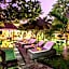 Nanuk's Bungalows