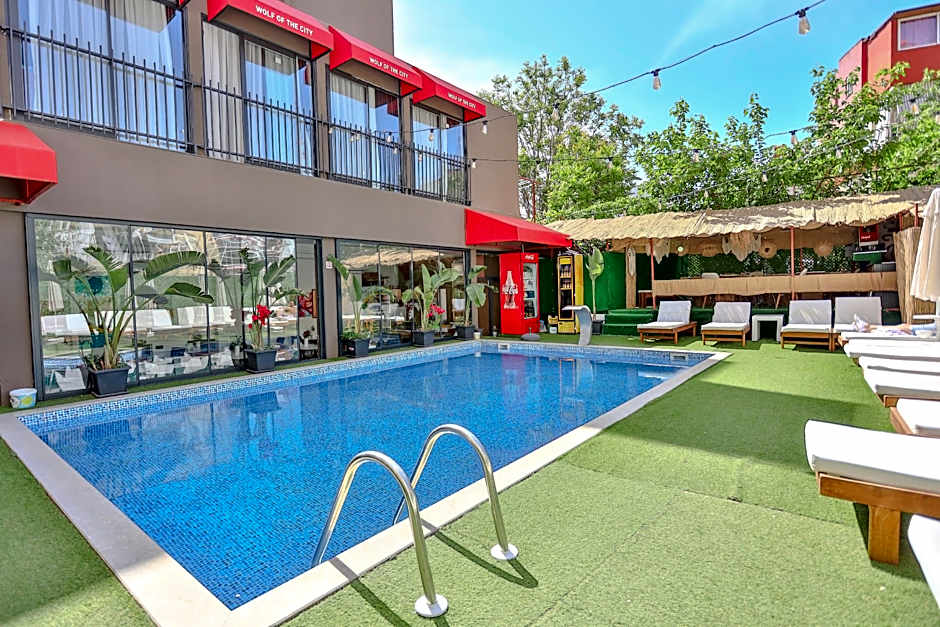 Wolf Of The City Hotel & Spa