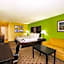 La Quinta Inn & Suites by Wyndham Baltimore South/Glen Burnie