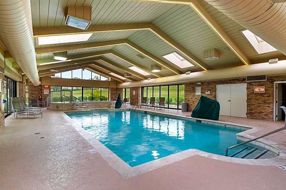 Antioch Hotel & Suites
