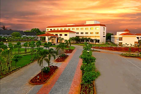Grand Serenaa Hotel & Resorts, Auroville