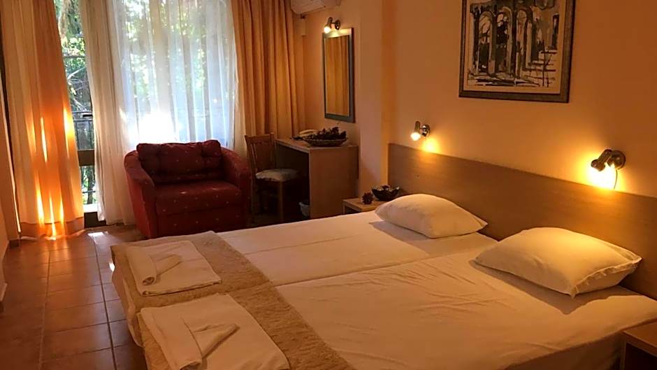 Park Hotel Briz - All Inclusive & Free Parking