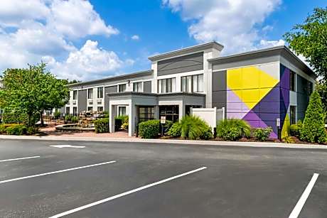 Spark By Hilton Hummelstown Hershey