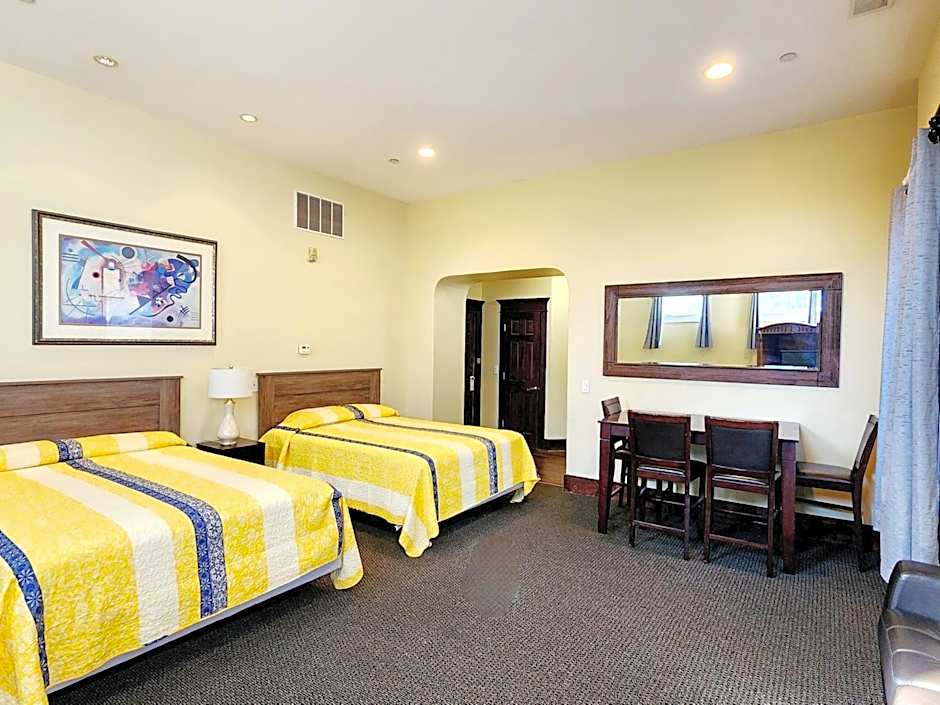 Santa Paula Inn