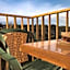 Avocado Hotel Restaurant