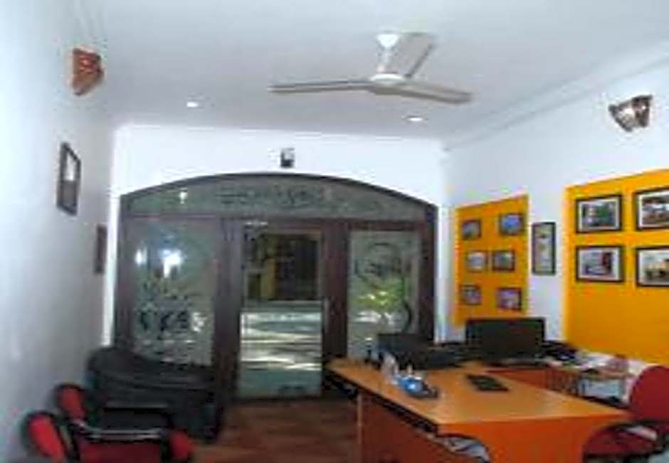 Mehaa Paradise Family Guest House