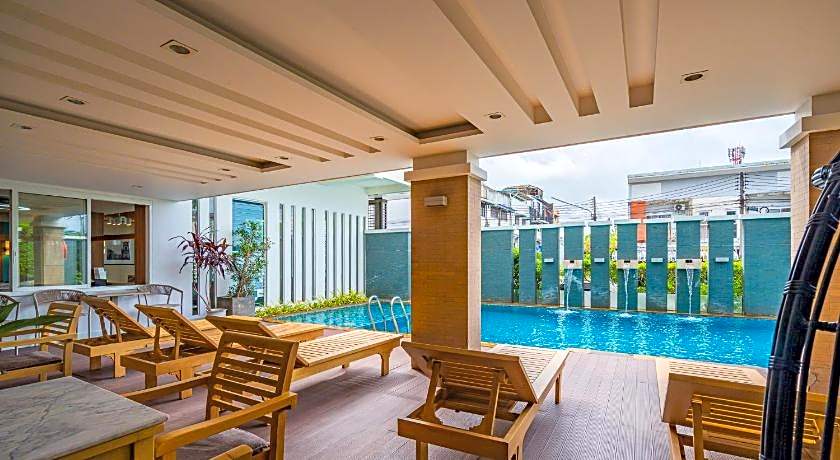 Ratana Hotel Rassada