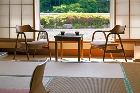 Suite with Tatami Area