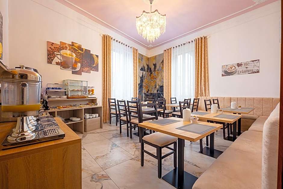 Lilium Hotel