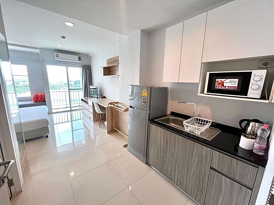 Des Res Hotel and Residence