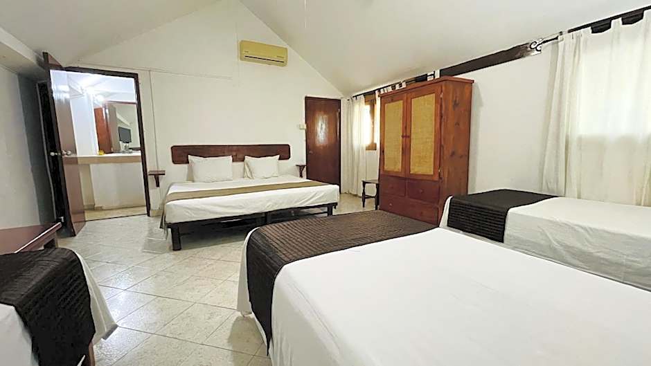 Hotel B&B by Playa del Karma
