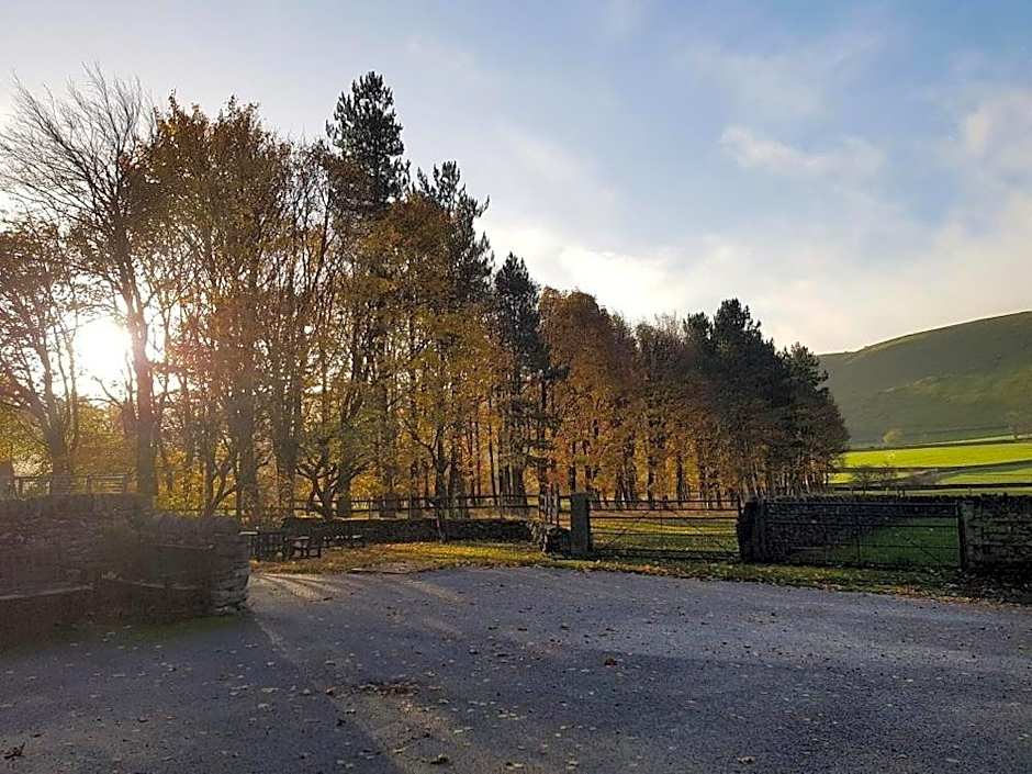 Dunscar Farm Bed & Breakfast