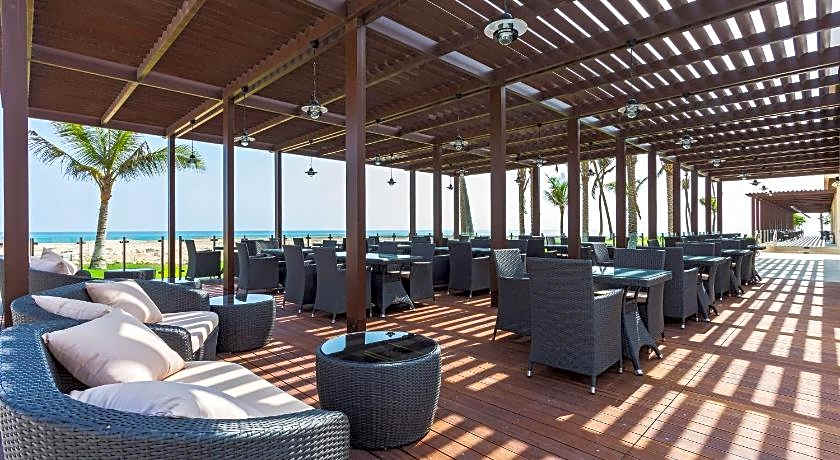 Park Inn by Radisson Hotel and Residence Duqm